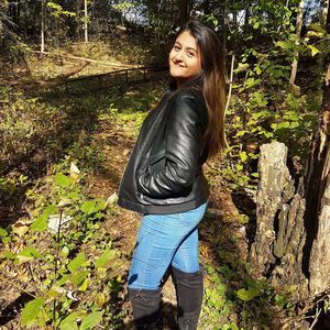 Meet your Posher, Despina